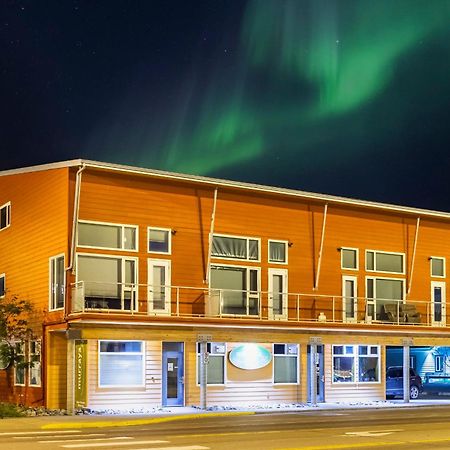 Nn - The Flame - Downtown 1-Bed 2-Bath Villa Whitehorse Exterior photo