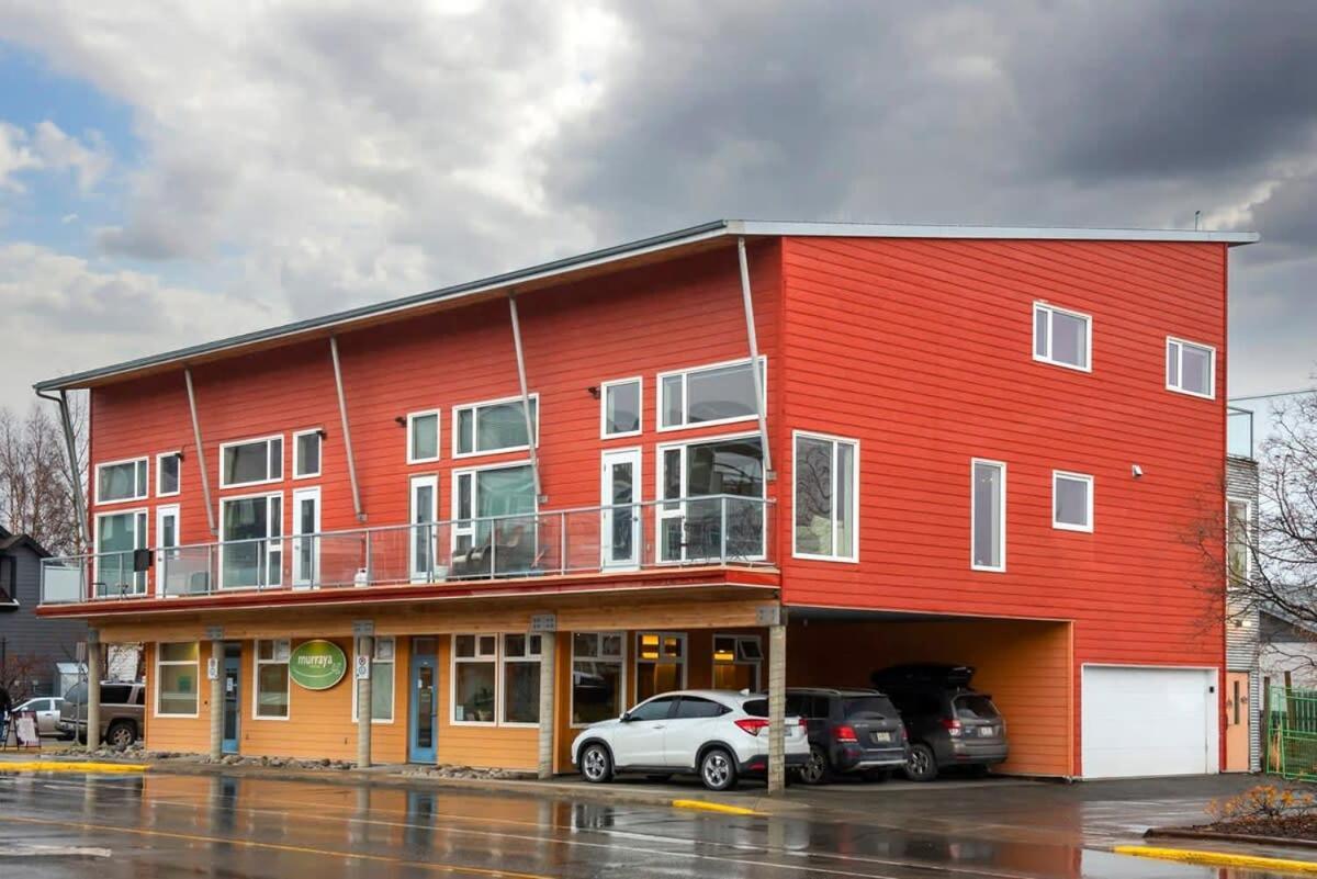 Nn - The Flame - Downtown 1-Bed 2-Bath Villa Whitehorse Exterior photo